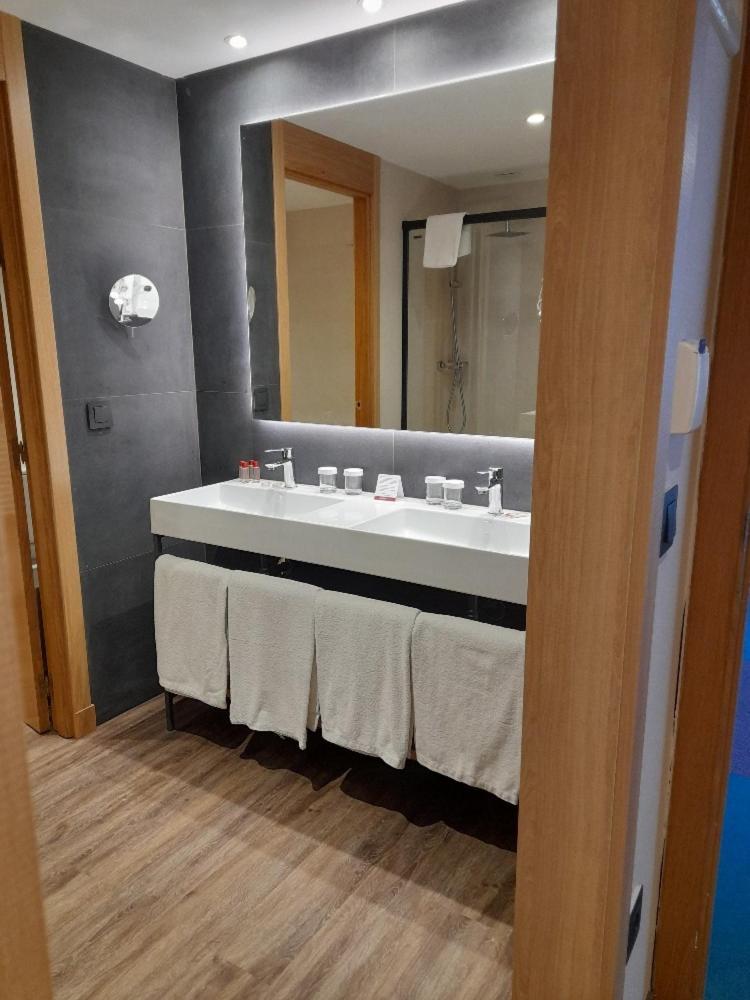Sommos Hotel Benasque Spa Kültér fotó